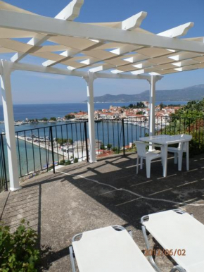 Samos Rooms, Pythagoreio